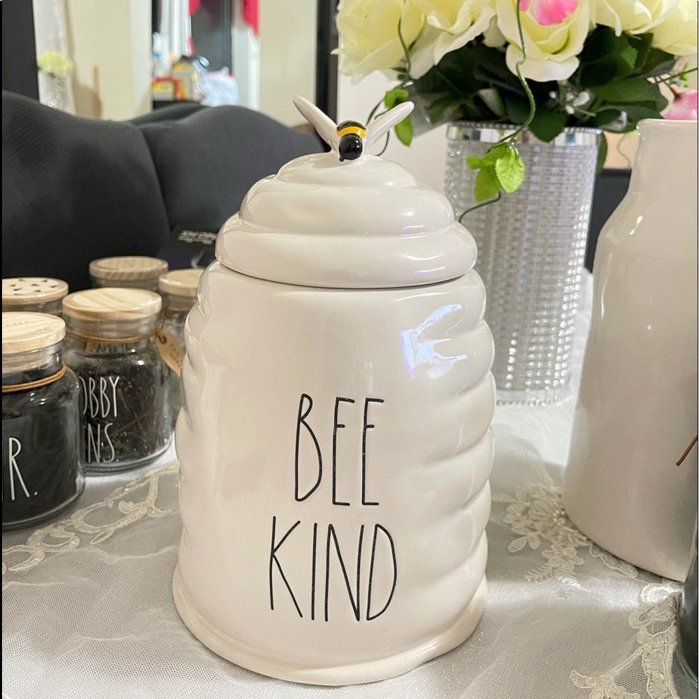 Rae dunn bee kind canister - Picture 2 of 13